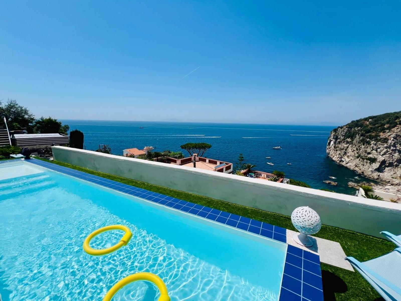 Luxury - La Balena Blu